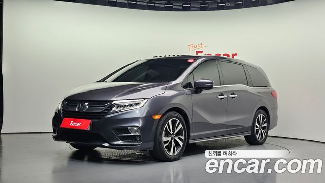 Honda Odyssey 2019 — photo 1