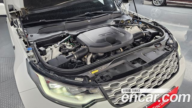 Land Rover Discovery 2022 — photo 6