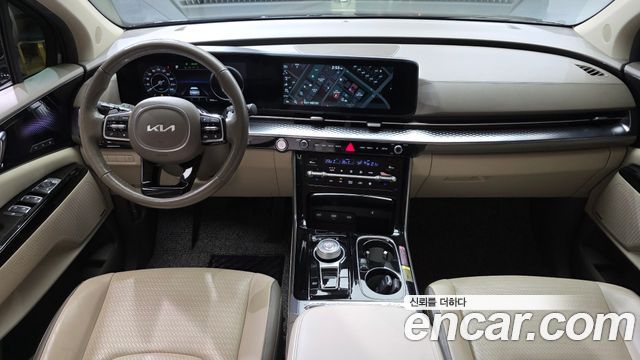 Kia Canival 2023 — photo 10