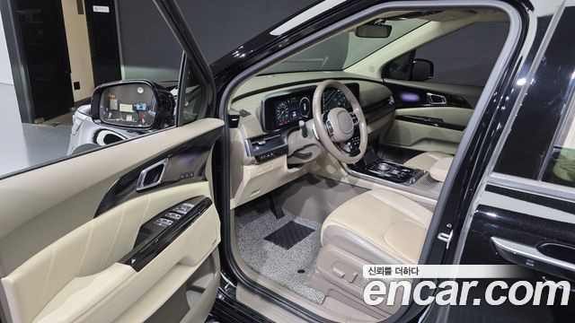 Kia Canival 2023 — photo 13