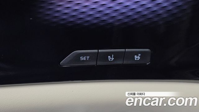 Kia Canival 2023 — photo 19