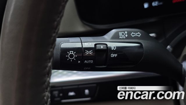 Kia Canival 2023 — photo 22