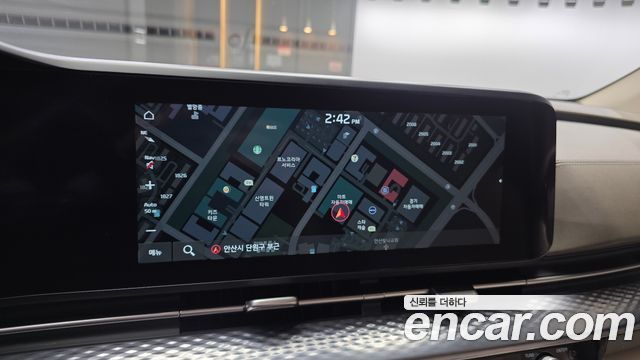 Kia Canival 2023 — photo 25