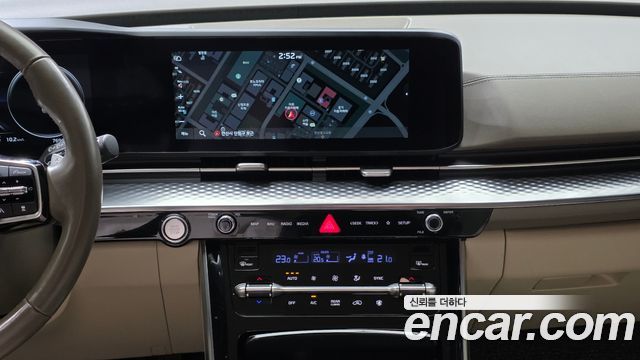Kia Canival 2023 — photo 35