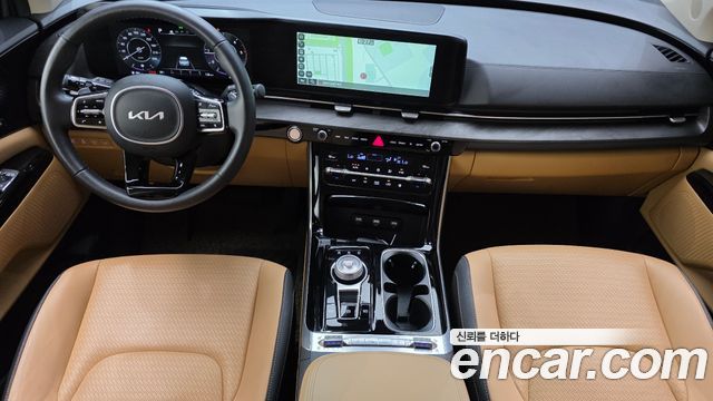 Kia Canival 2023 — photo 7