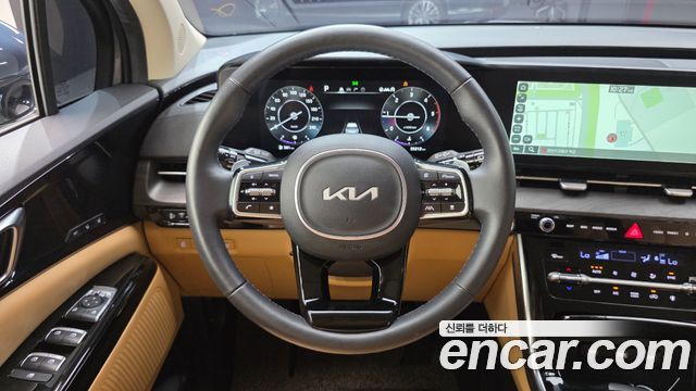 Kia Canival 2023 — photo 12