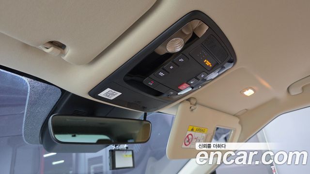 Kia Canival 2023 — photo 20
