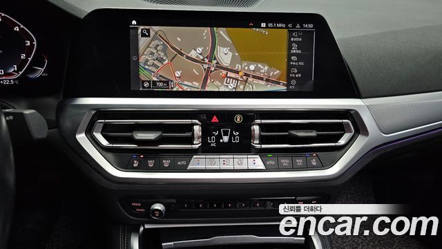 BMW 4-Series 2022 — photo 19