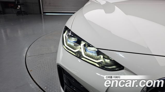 BMW 4-Series 2022 — photo 8