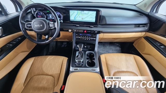 Kia Canival 2023 — photo 7