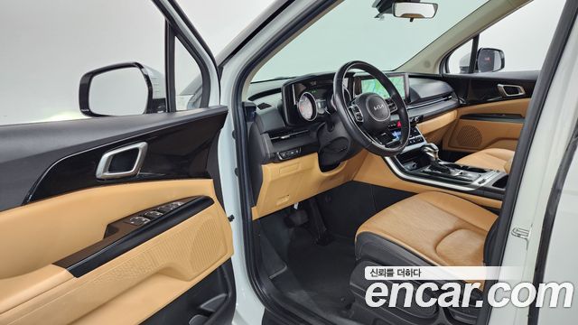 Kia Canival 2023 — photo 10
