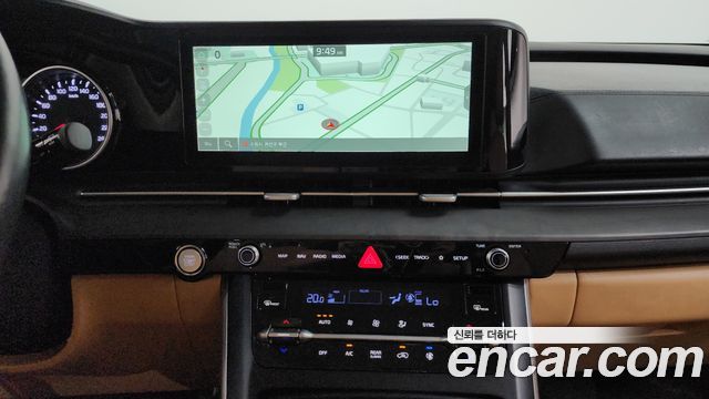 Kia Canival 2023 — photo 14