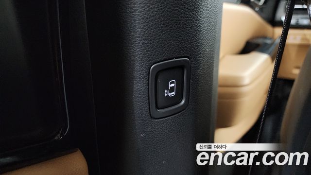Kia Canival 2023 — photo 19