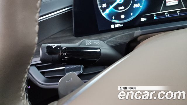 Kia K8 2023 — photo 29