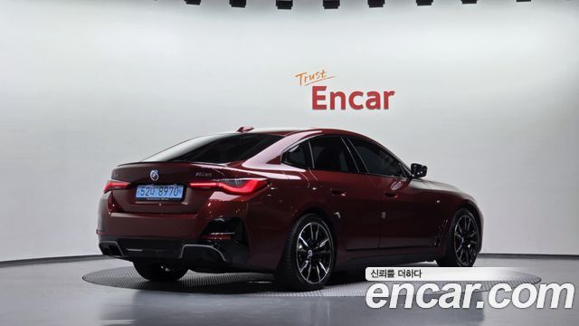 BMW i4 2023 — photo 2