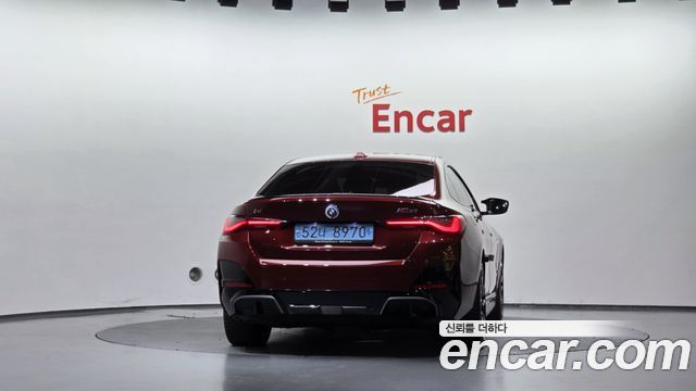 BMW i4 2023 — photo 4