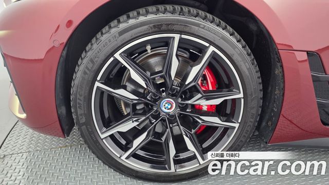 BMW i4 2023 — photo 5