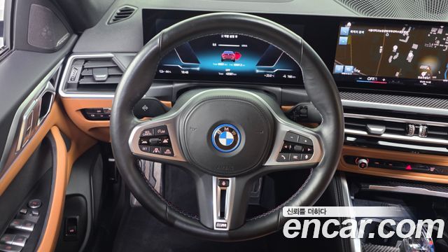 BMW i4 2023 — photo 19