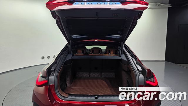 BMW i4 2023 — photo 26