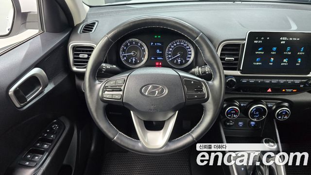 Hyundai Venue 2020 — photo 19