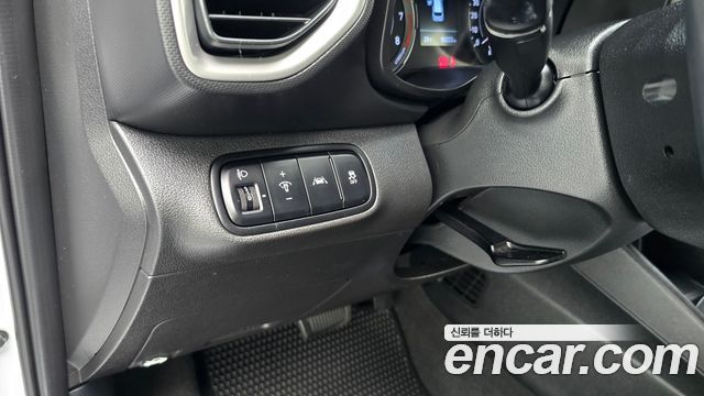 Hyundai Venue 2020 — photo 24