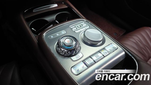 Genesis G90 2022 — photo 12
