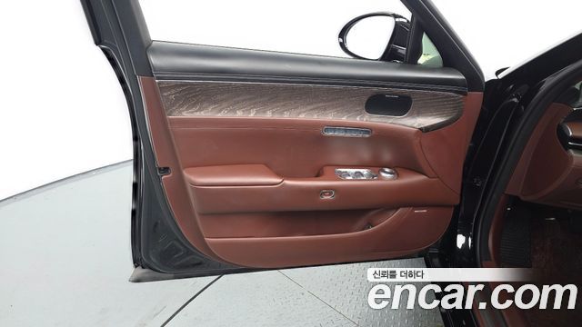 Genesis G90 2022 — photo 14