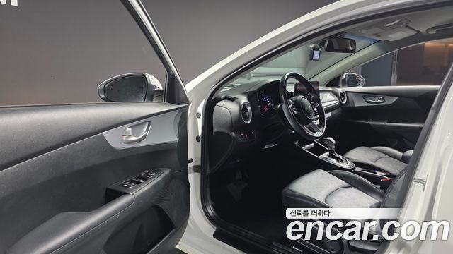 Kia K3 2022 — photo 13