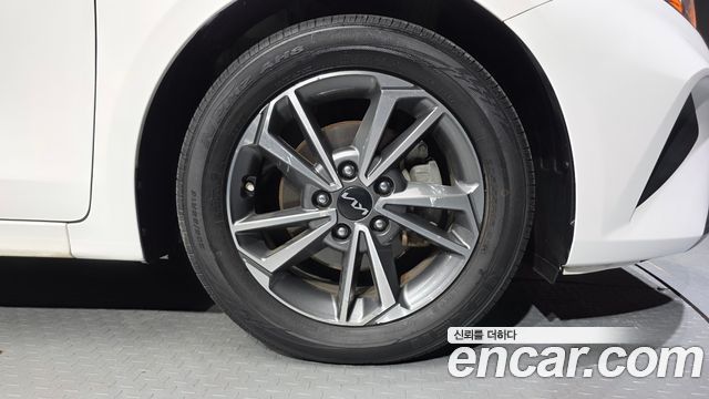 Kia K3 2022 — photo 7