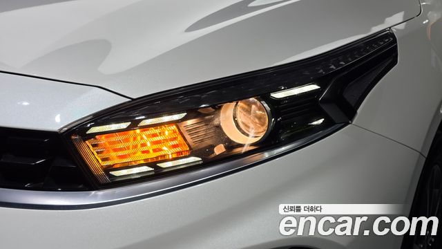 Kia K3 2022 — photo 8