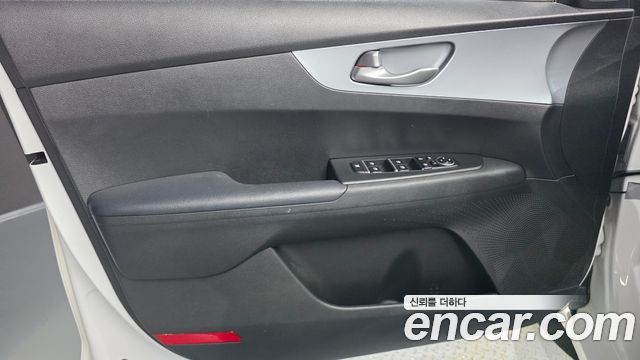 Kia K3 2022 — photo 14