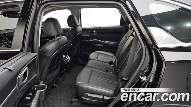 Kia Sorento 2021 — photo 16