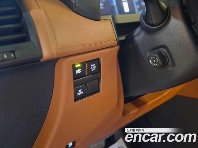 Toyota Alphard 2024 — photo 13