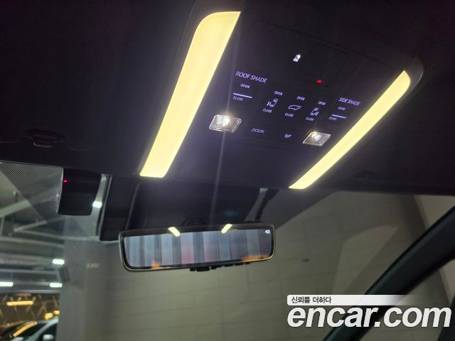 Toyota Alphard 2024 — photo 14