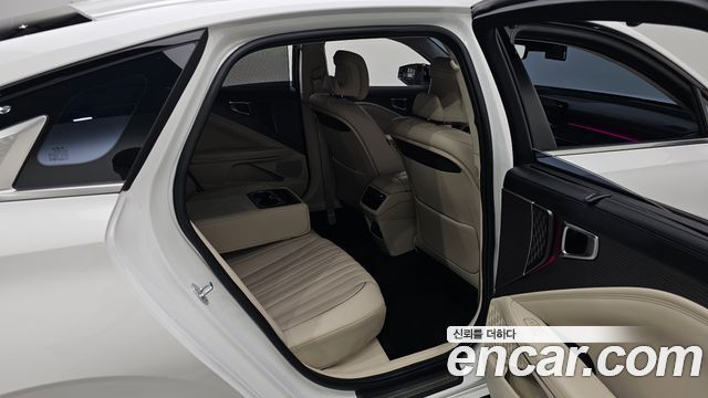 Kia K8 2025 — photo 18
