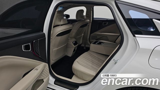 Kia K8 2025 — photo 16