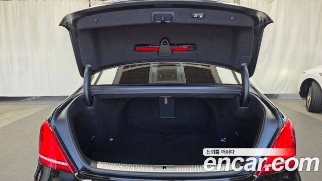 Genesis EQ900 2018 — photo 26