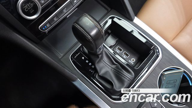Renault Korea SM6 2022 — photo 12