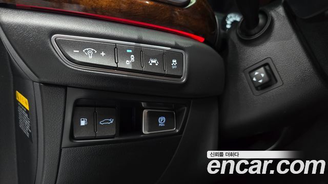 Genesis EQ900 2016 — photo 14