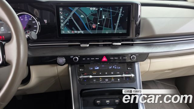 Kia Canival 2021 — photo 18