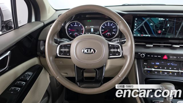 Kia Canival 2021 — photo 19