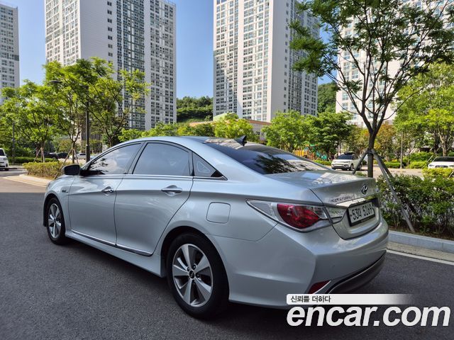 Hyundai Sonata 2012 — photo 2