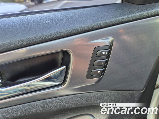 Hyundai Sonata 2012 — photo 15