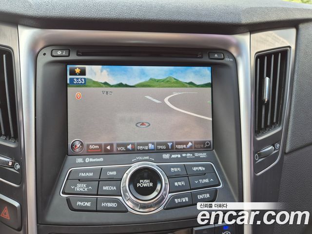 Hyundai Sonata 2012 — photo 16