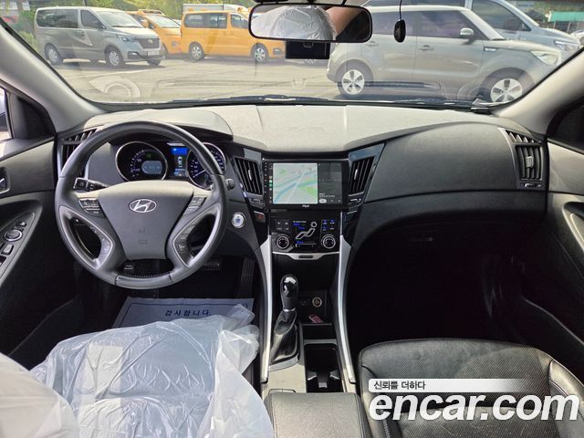 Hyundai Sonata 2012 — photo 10