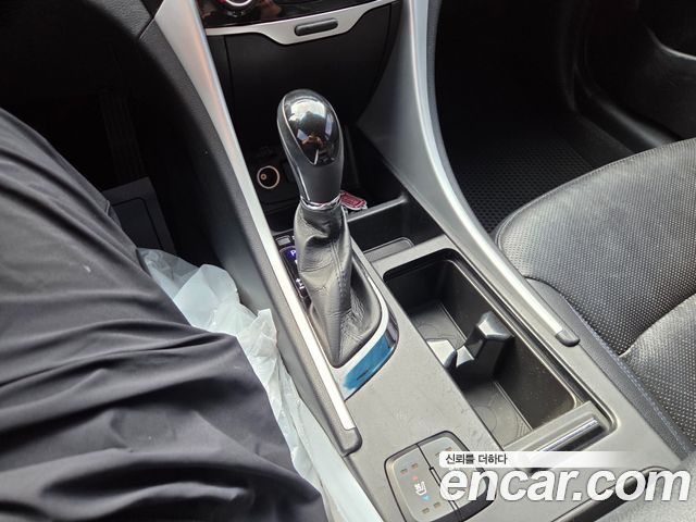 Hyundai Sonata 2012 — photo 14