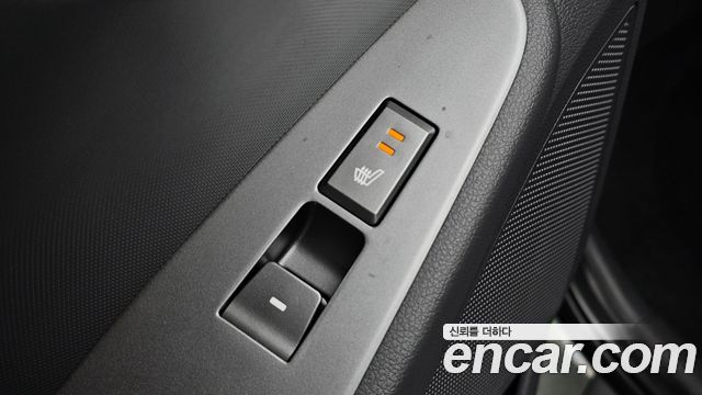 Hyundai Ioniq 2020 — photo 19