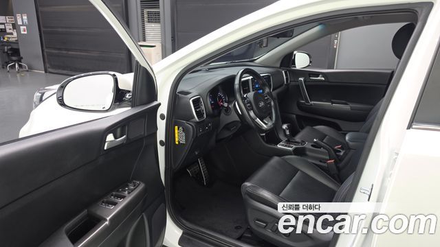 Kia Sportage 2019 — photo 10
