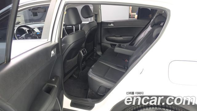 Kia Sportage 2019 — photo 11