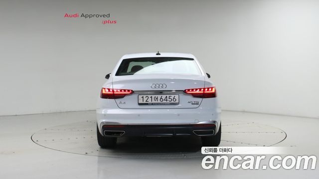 Audi A4 2023 — photo 4